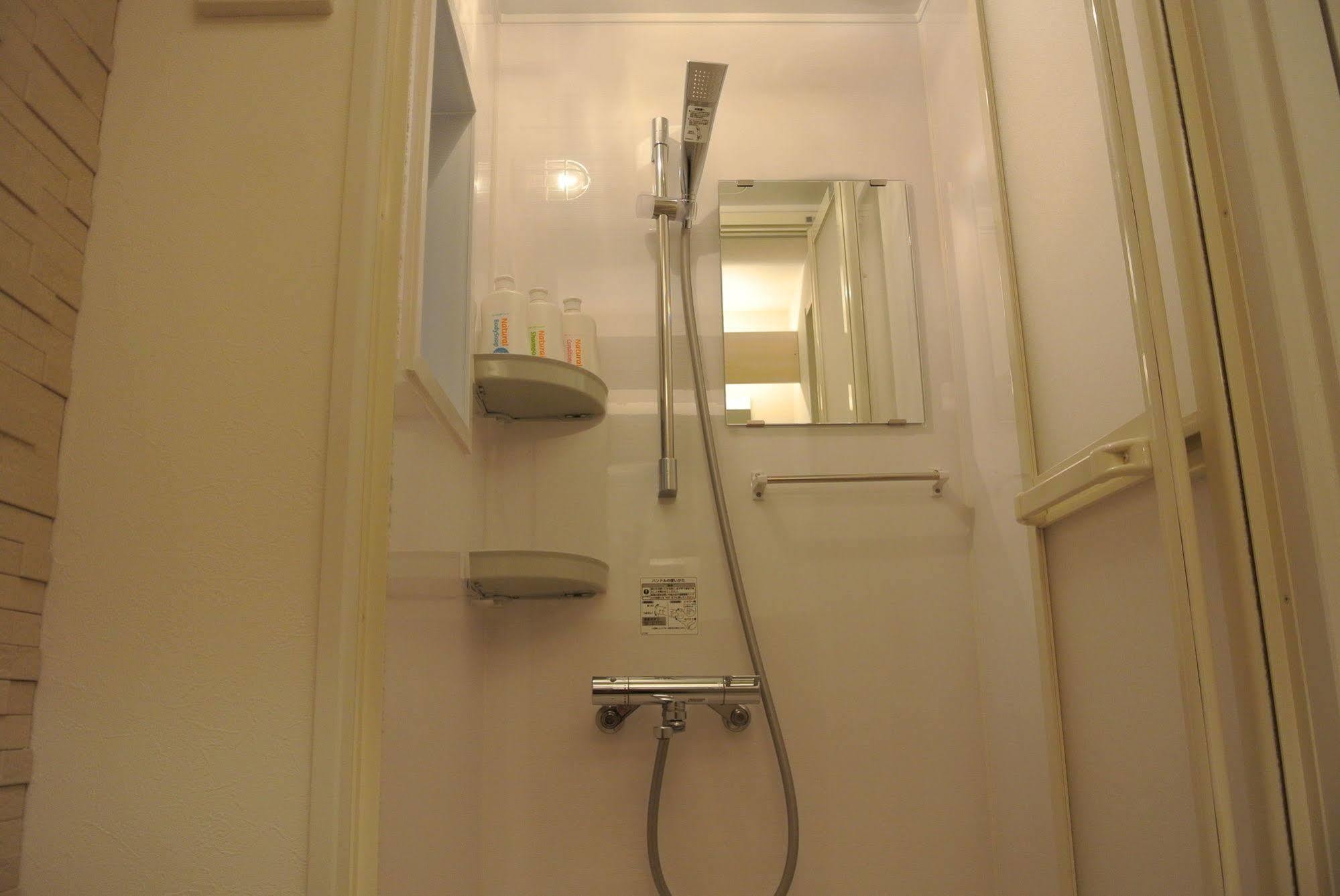 Backpackers Hotel Noosa Japan In Takatsuki Tonda Extérieur photo